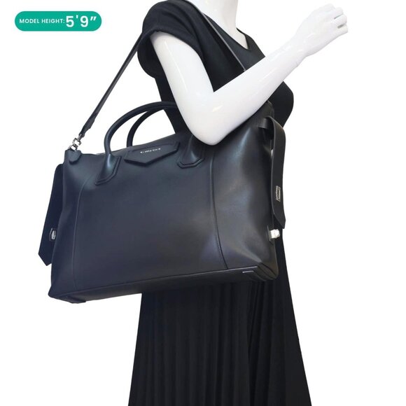Givenchy Antigona Soft Leather Shoulder Bag Black - Picture 2 of 14